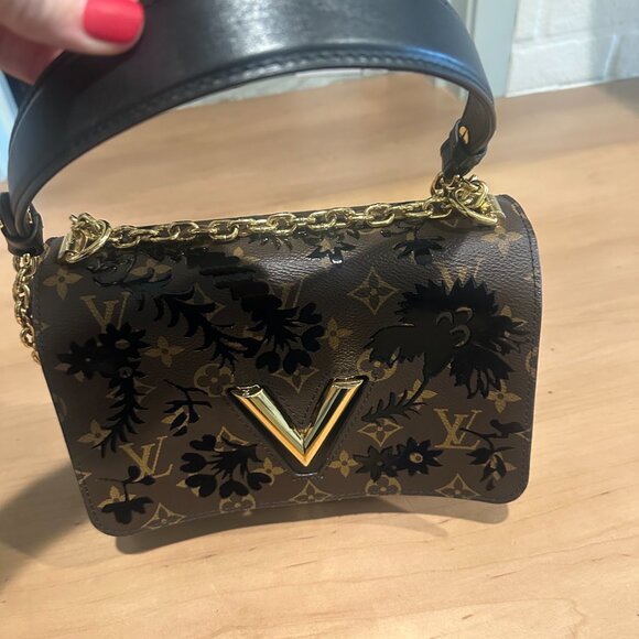 Louis Vuitton Twist MM Shoulder Bag Leather Monogram Blossom - Picture 13 of 13